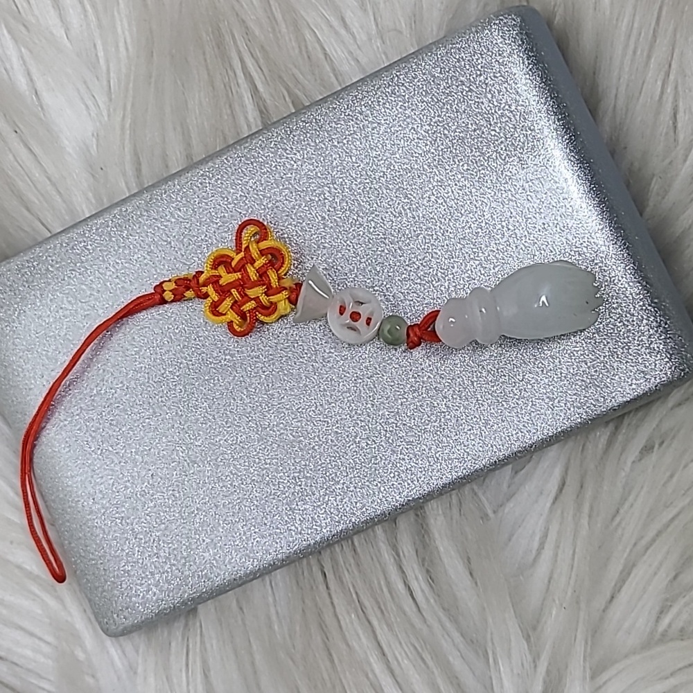 Lucky Chinese New Year Hand Amulet Jade Jadeite Charm Feng Shui Asian Art Unique